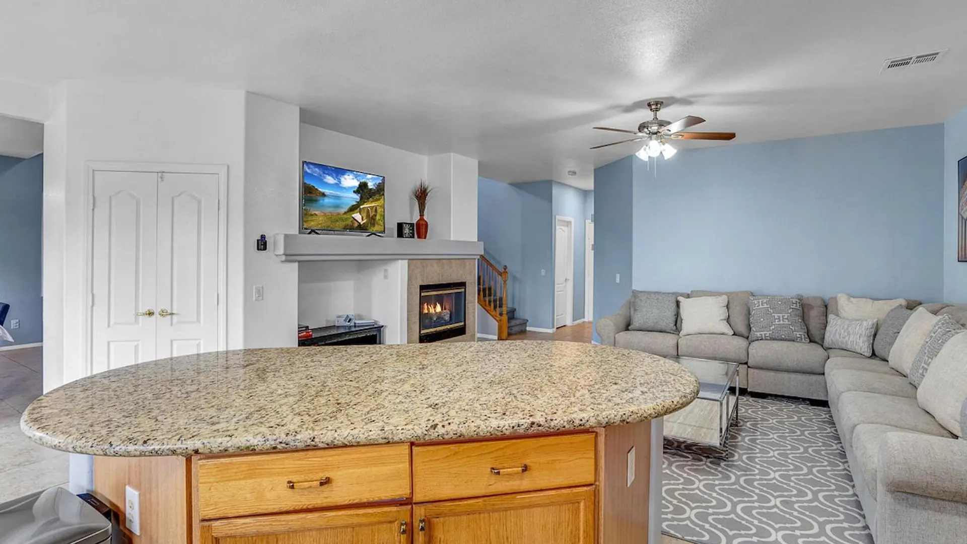 Villa Stylish King With Optional Bunk Or Work Desk W/Tv Las Vegas